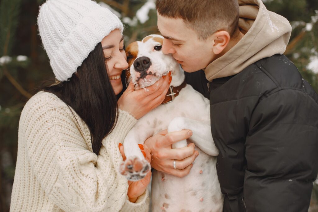How to incorporate your love story into your wedding rsvp website